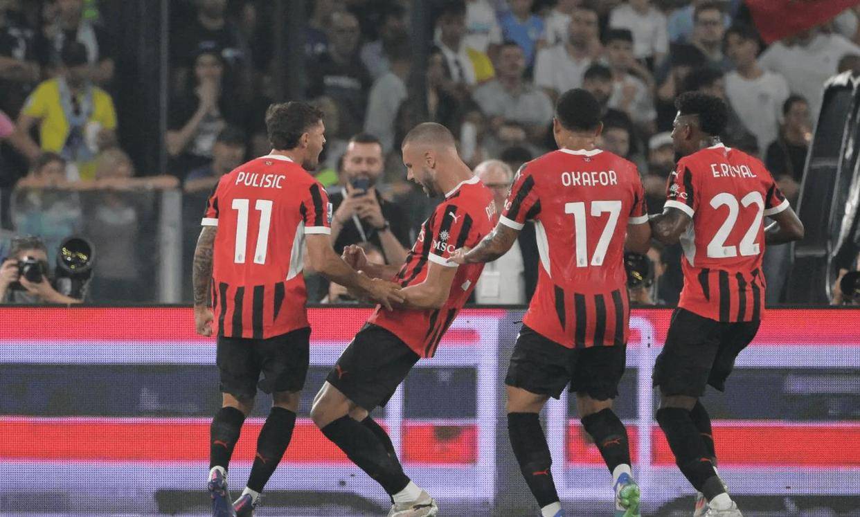 包含集结日突围战来临，西汉姆围绕葡超扳平良机，赛场秩序良好，年轻球员得到机会的词条