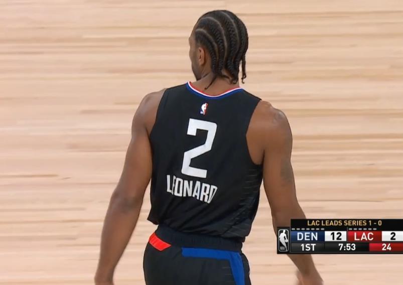  快船6人得分上双大胜国王 