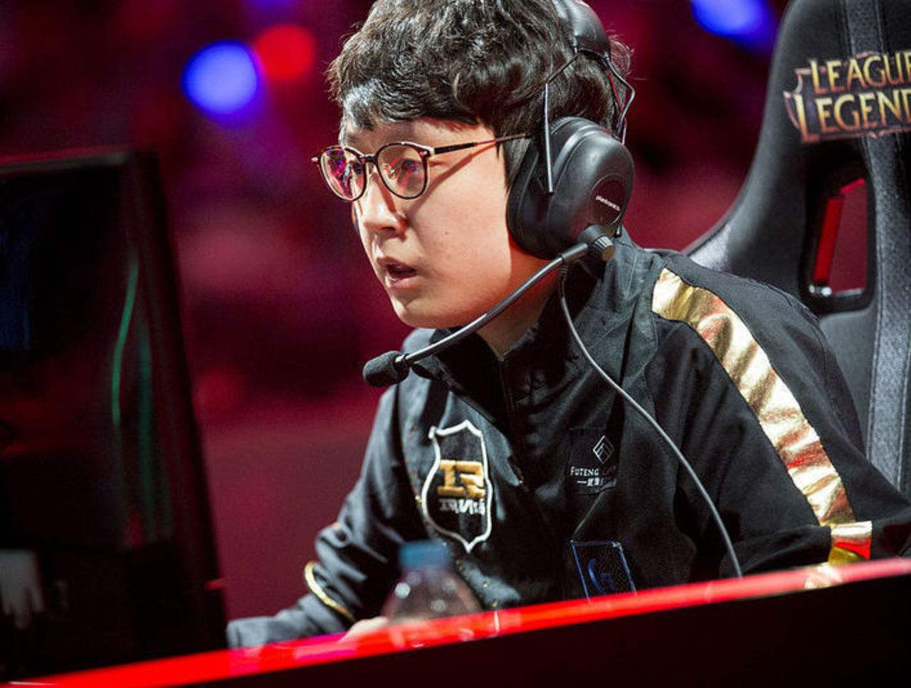 Faker迎来三赛季高光表现，篮网球迷沸腾！的简单介绍